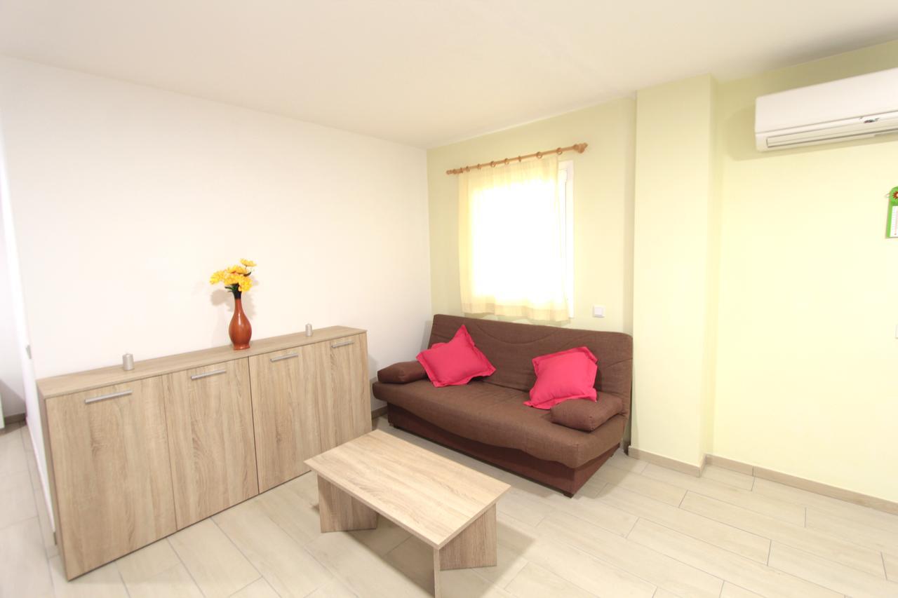 Apartamentos Giuliano Empuriabrava Exteriör bild