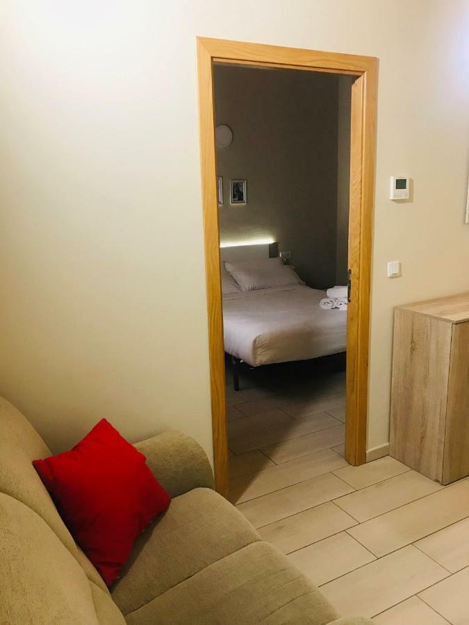 Apartamentos Giuliano Empuriabrava Exteriör bild